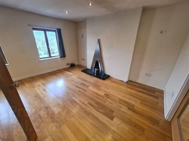 14a Beechcourt 21 of 34