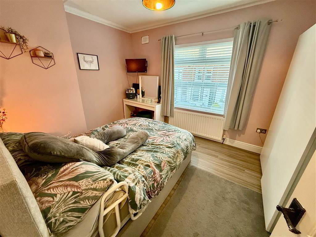 11 Titania Street 12 of 16