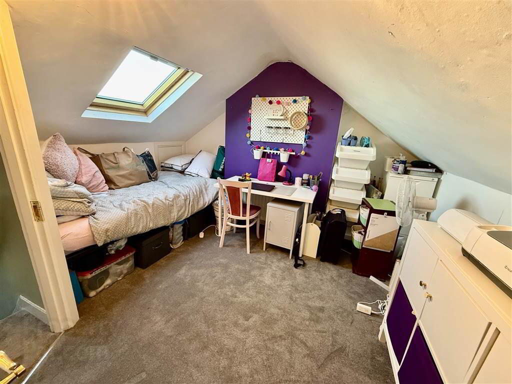 11 Titania Street 16 of 16