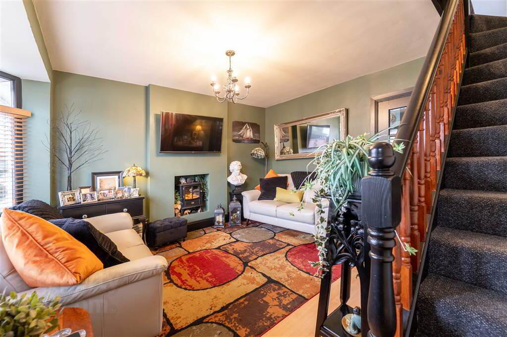 24 Shrewsbury Drive 5 of 19