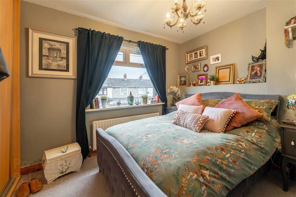 24 Shrewsbury Drive 11 of 19