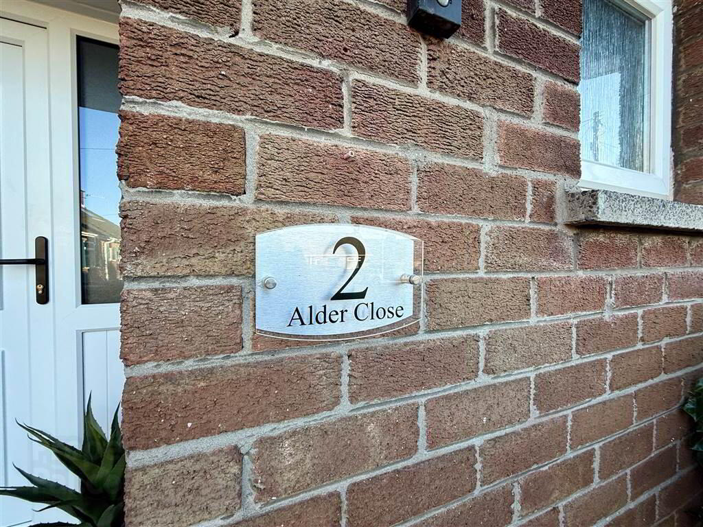 2 Alder Close 4 of 16