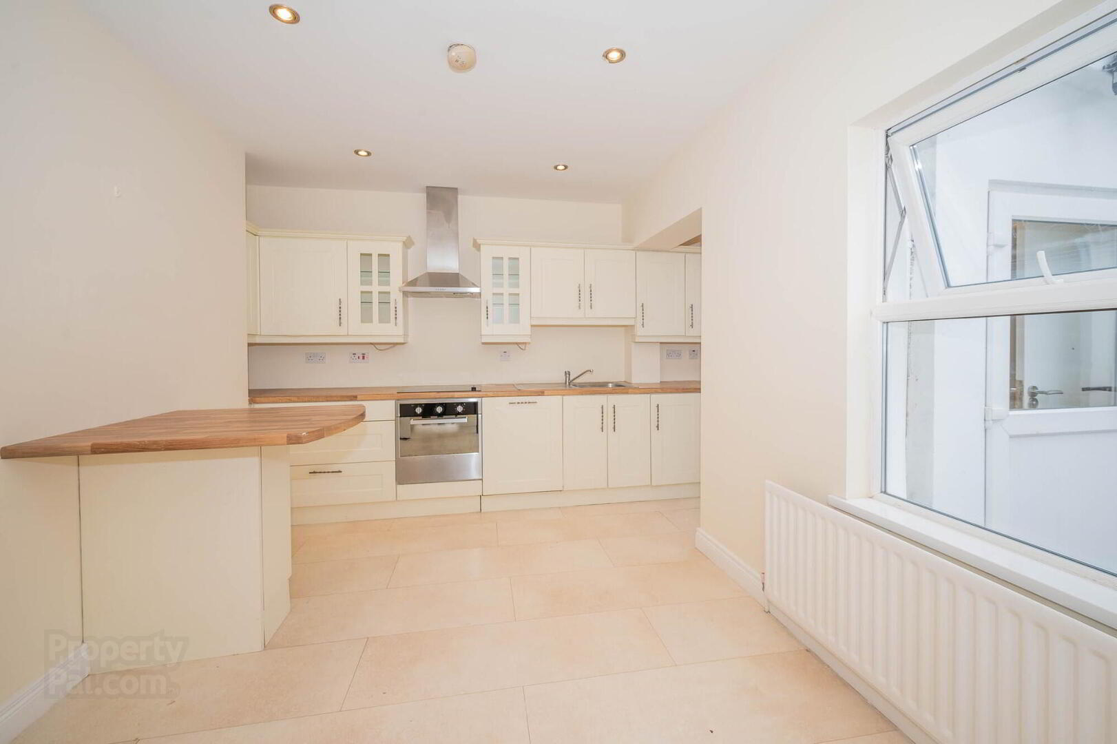 25 Windsor Drive 6 of 16