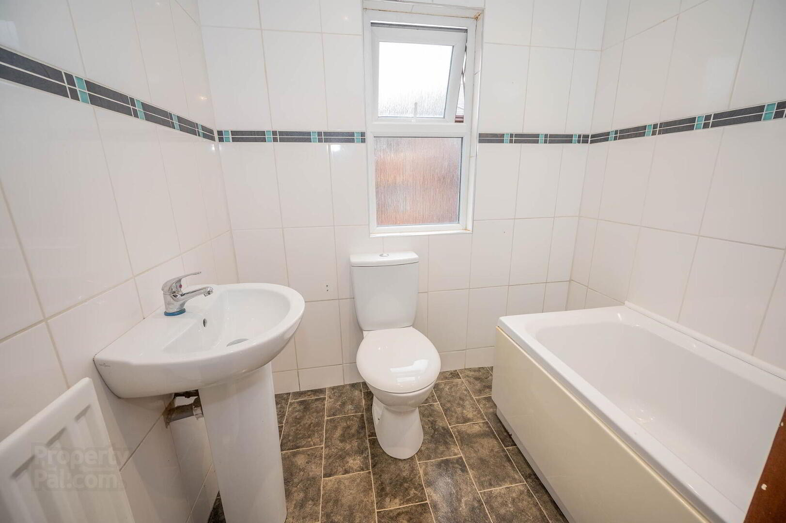 25 Windsor Drive 12 of 16