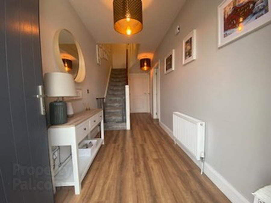 2 Willow Way 5 of 26