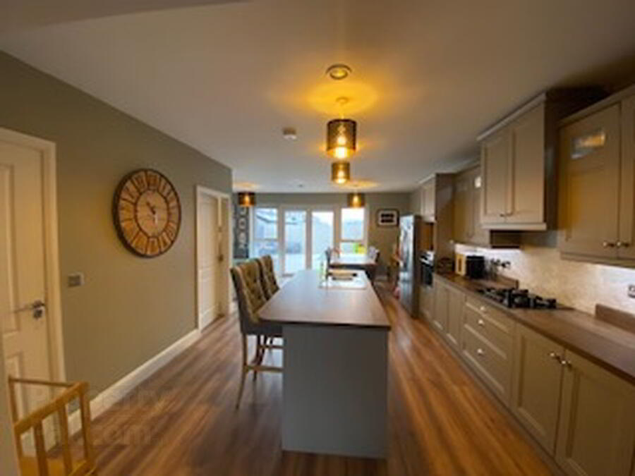 2 Willow Way 12 of 26