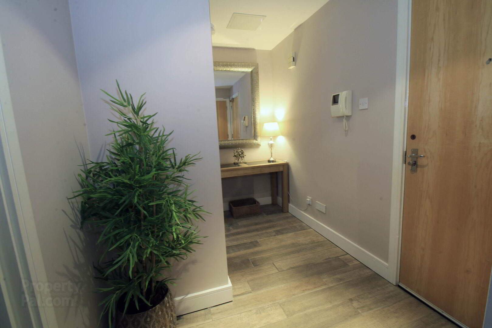 Luxury Penthouse Apartment, Bankmore Street 22 of 25