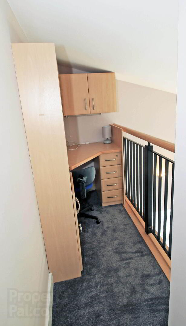 Luxury Penthouse Apartment, Bankmore Street 16 of 25