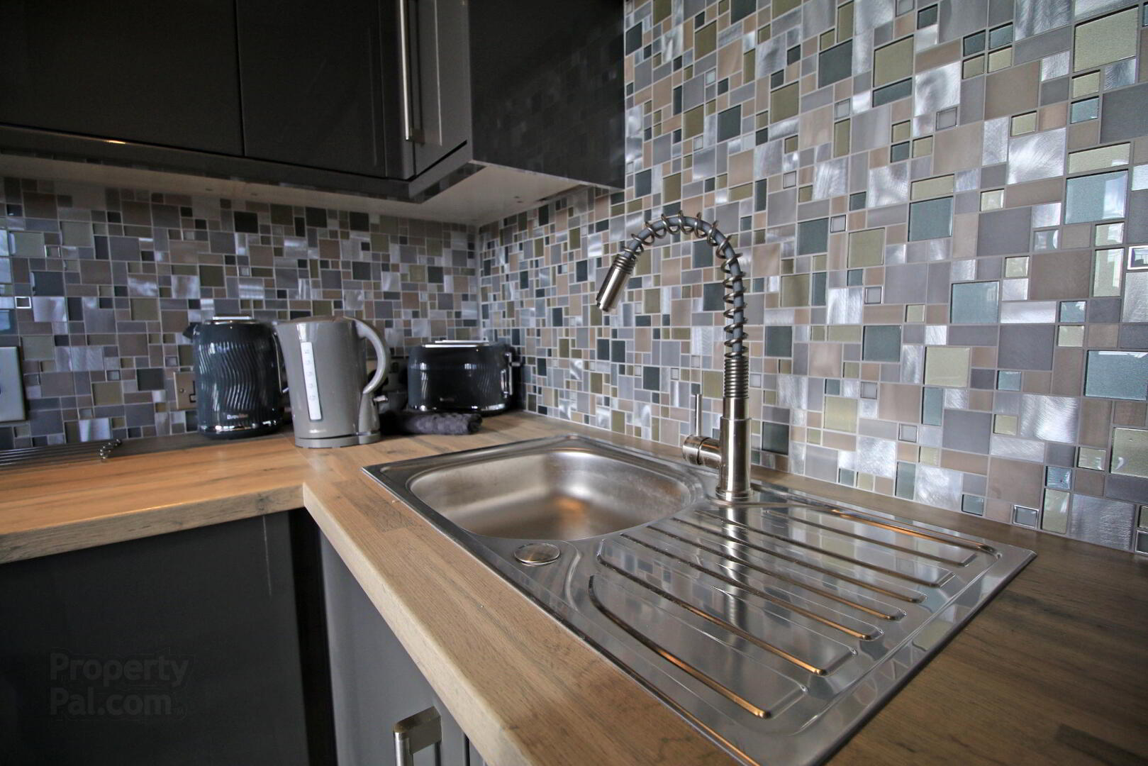 Luxury Penthouse Apartment, Bankmore Street 11 of 25