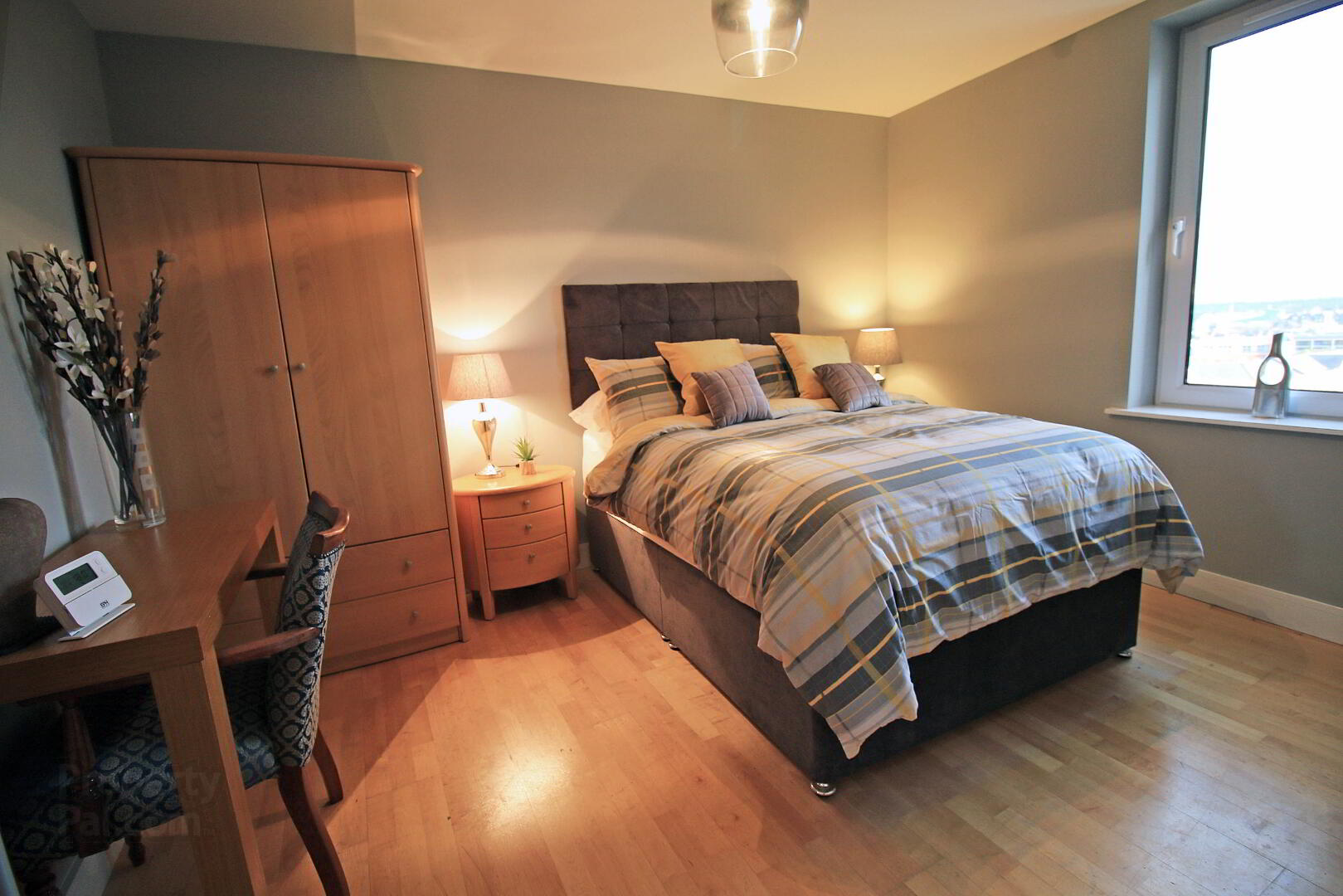 Luxury Penthouse Apartment, Bankmore Street 17 of 25
