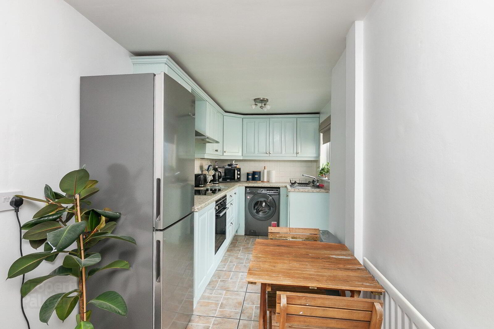 22 Windsor Drive 6 of 16