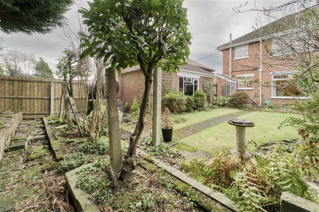 62 Killeaton Crescent 23 of 23