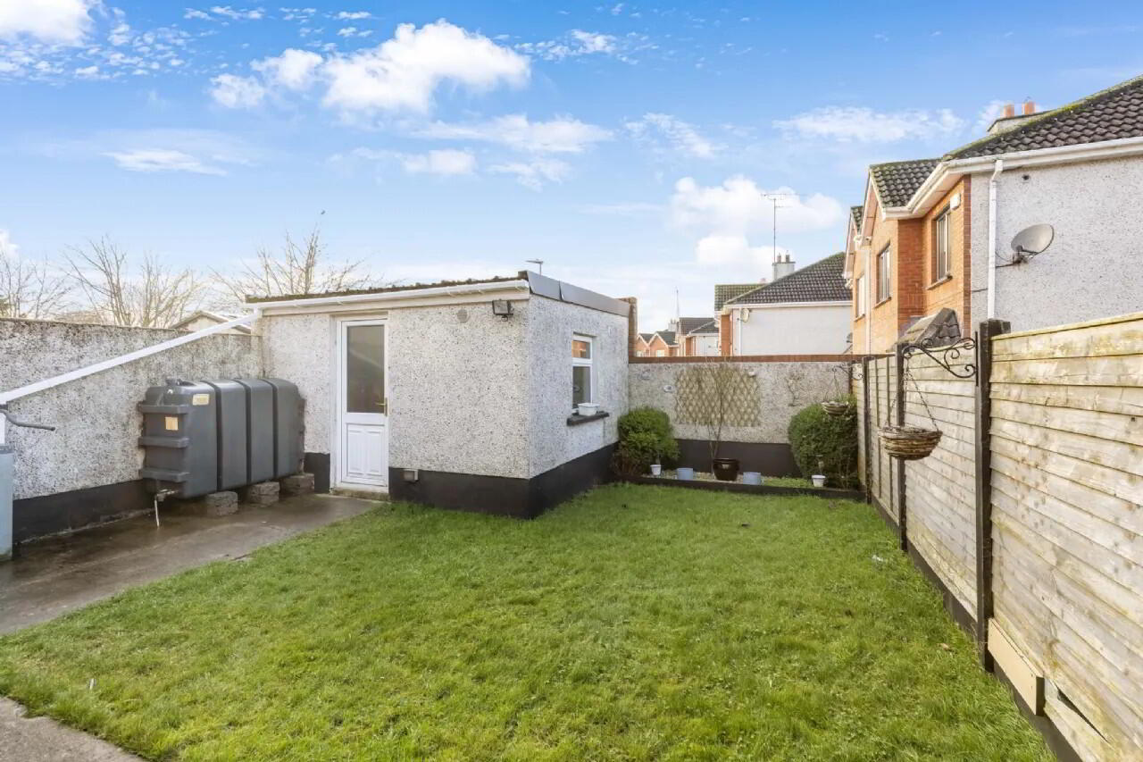 6 Amberwood 18 of 19