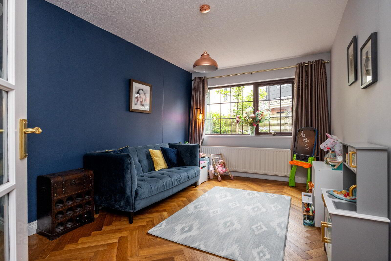 1 Malone Court Mews 9 of 29