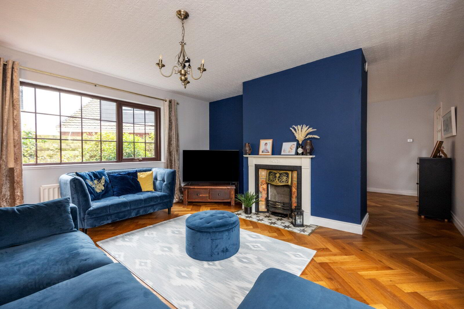 1 Malone Court Mews 4 of 29