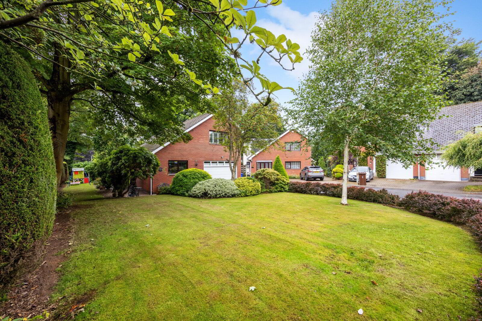 1 Malone Court Mews 19 of 29