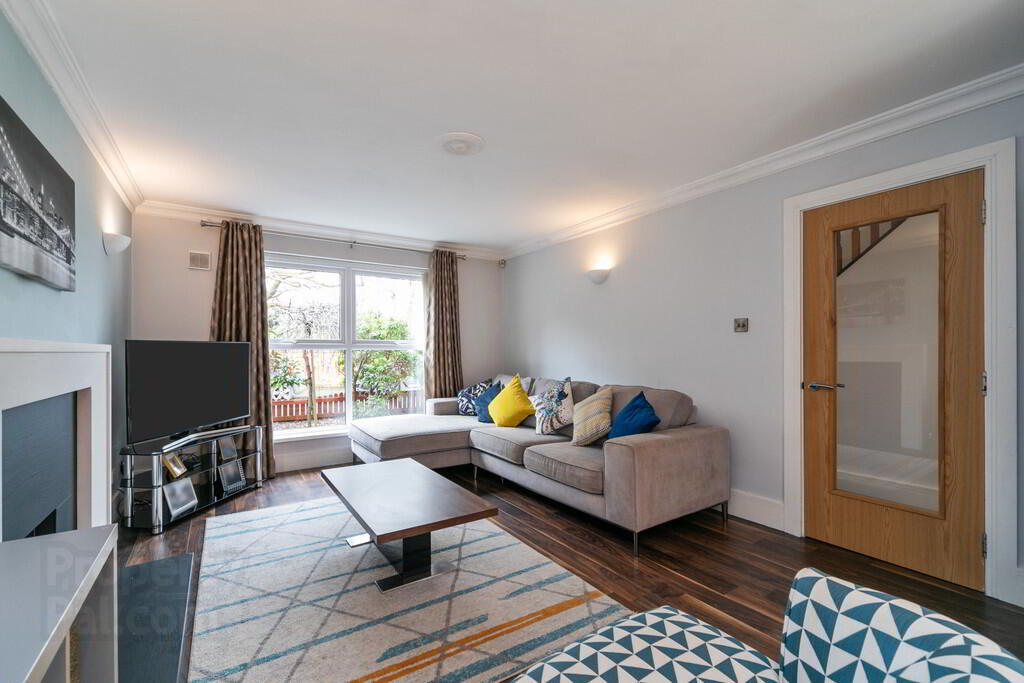 10 Malone Park Lane 7 of 36
