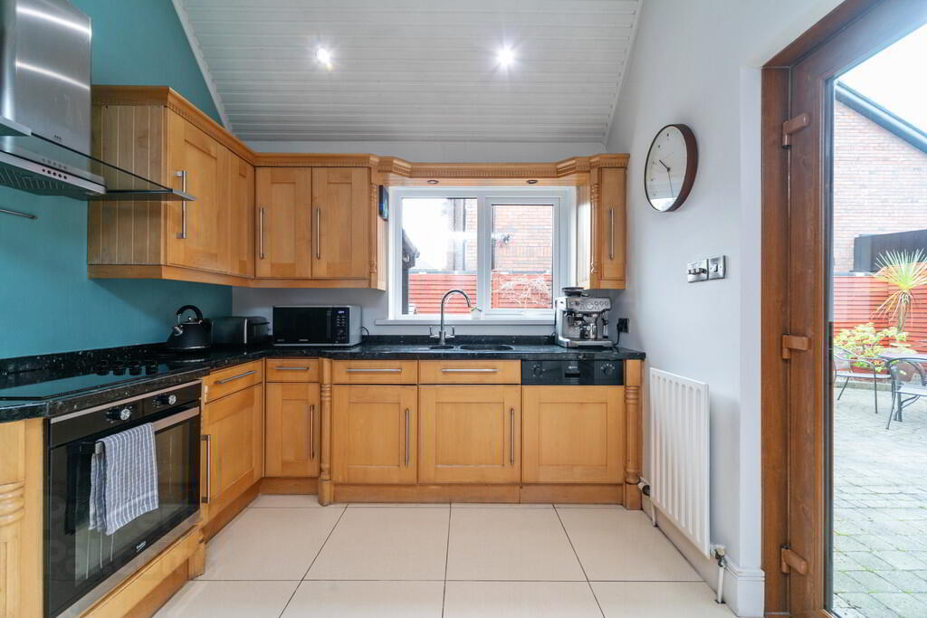 10 Malone Park Lane 10 of 36