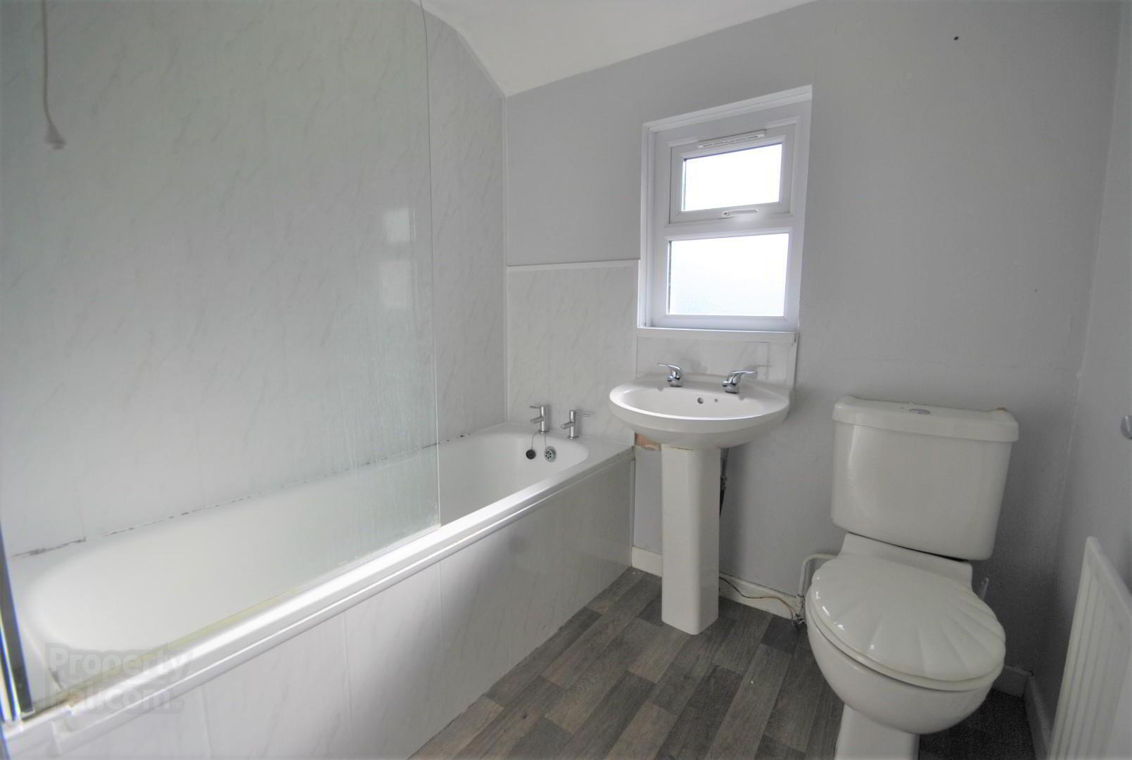18a Mark Street 7 of 9
