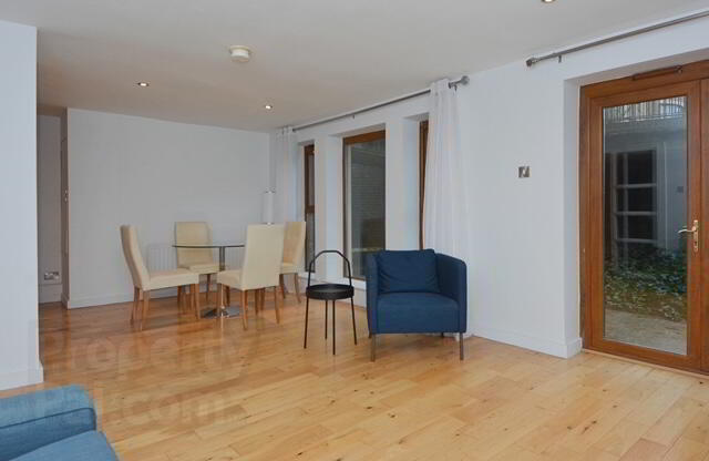 10 Park Royal, 841e Lisburn Road 5 of 16