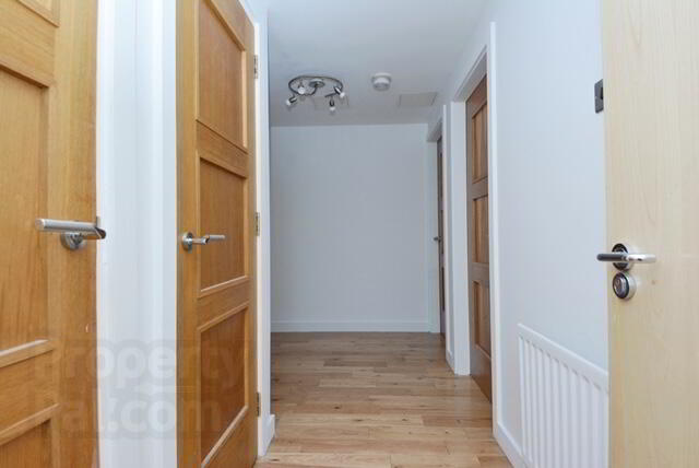 10 Park Royal, 841e Lisburn Road 12 of 16