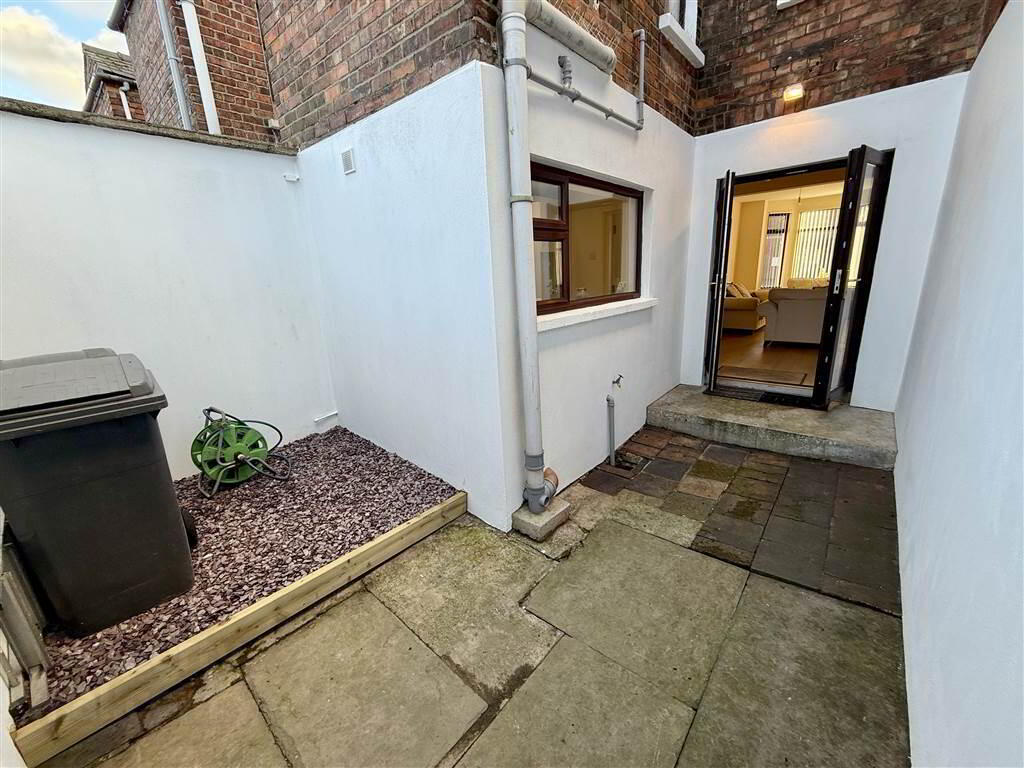9 Willowfield Drive 18 of 18