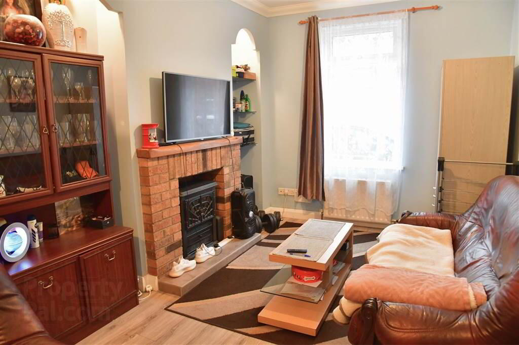 17 Clarence Street 4 of 30