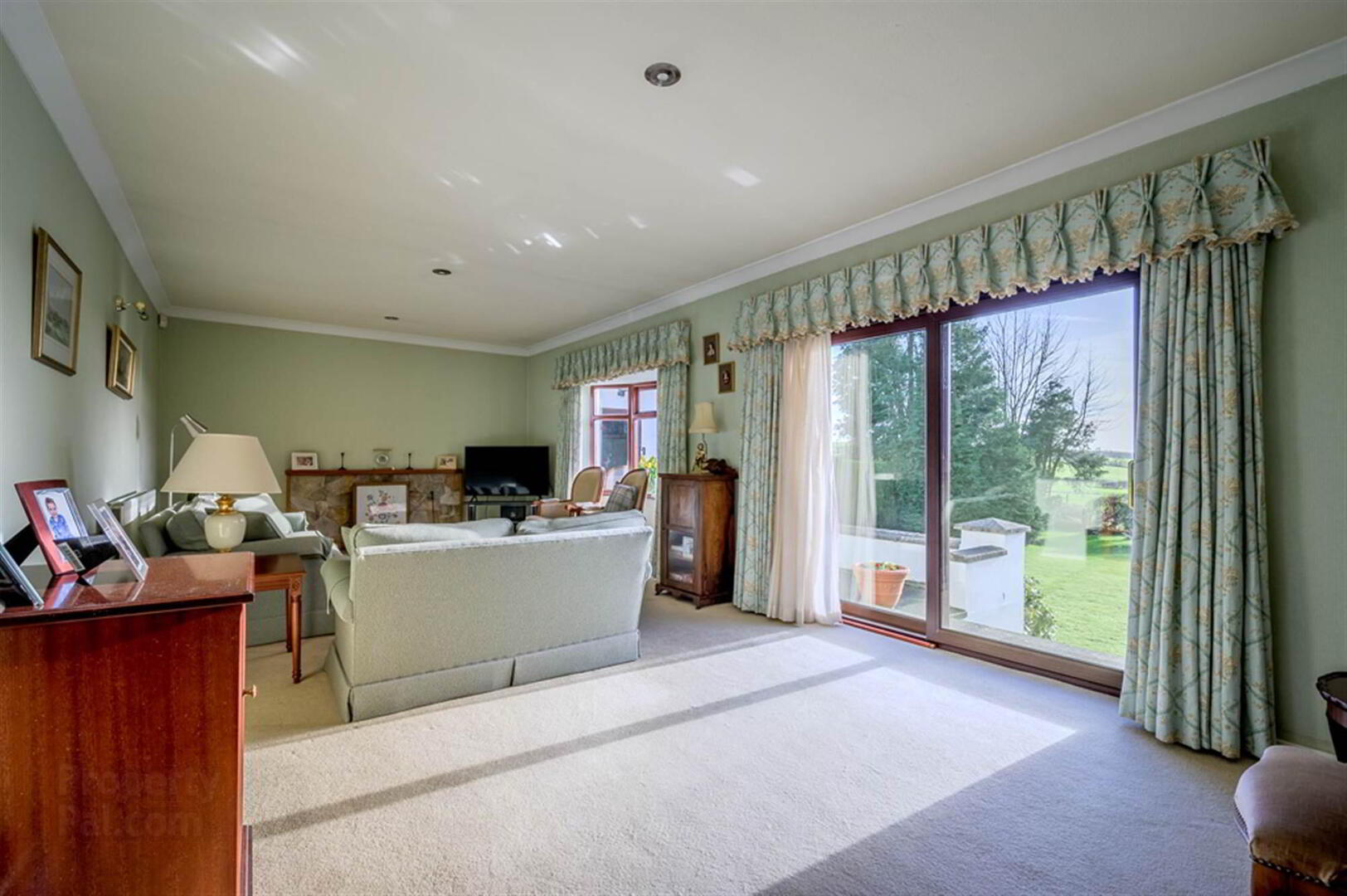81 Ballymiscaw Road 7 of 22