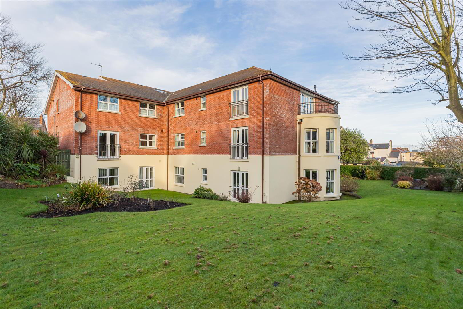 8 Penthouse, Bayside Apartments, 24 Ballyholme Road 22 of 23