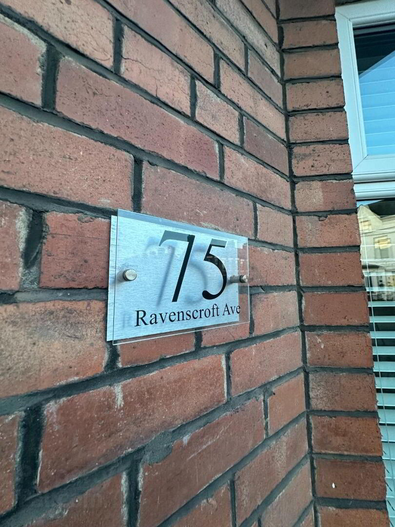 76 Ravenscroft Avenue