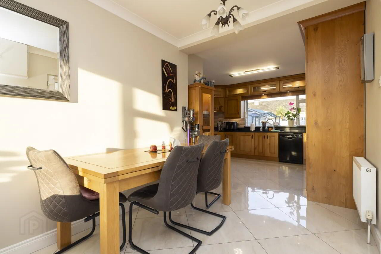 8 Newbrook Grove 12 of 41