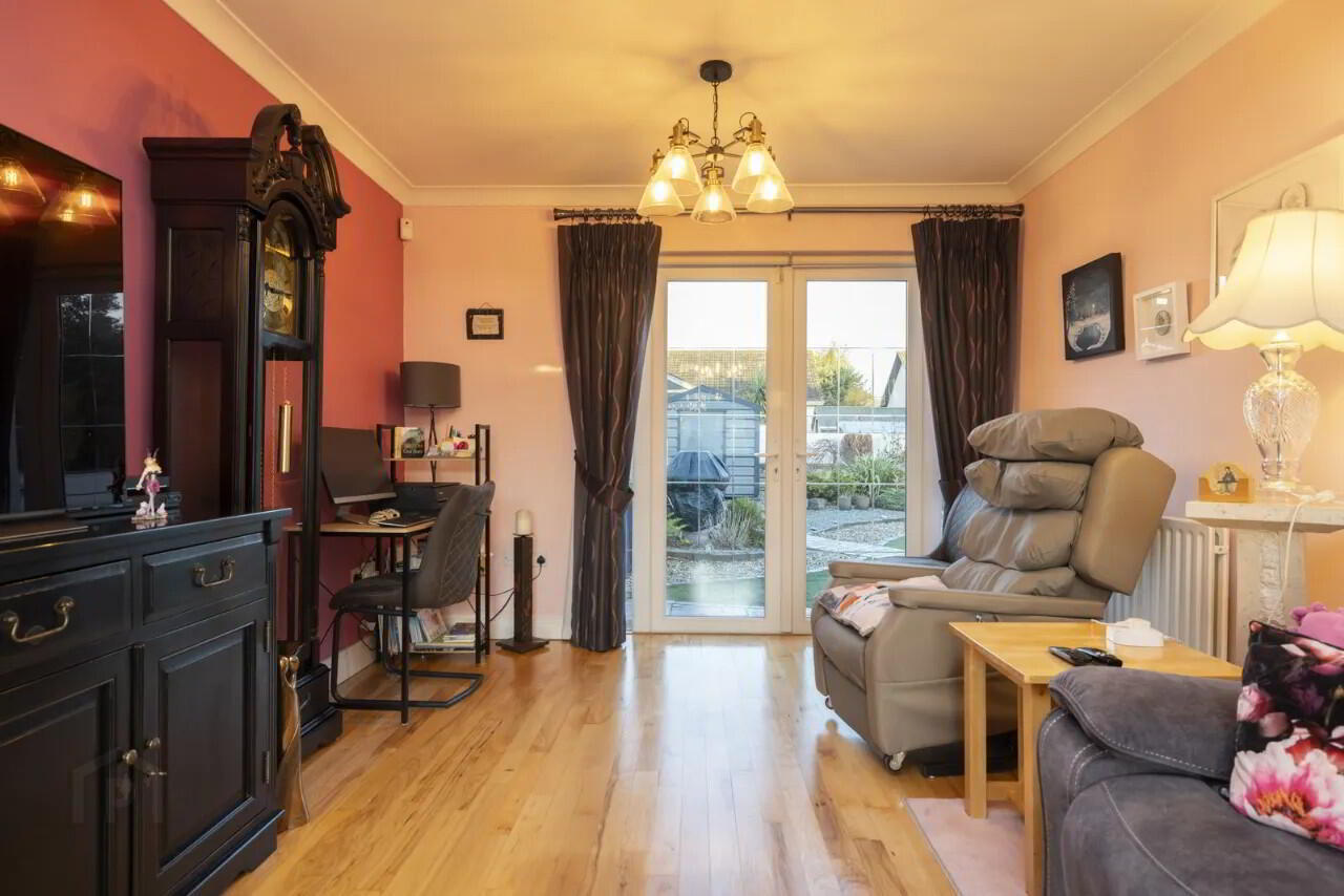 8 Newbrook Grove 9 of 41