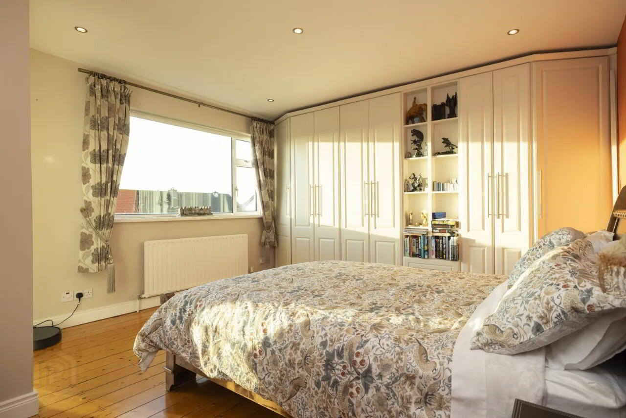 8 Newbrook Grove 25 of 41
