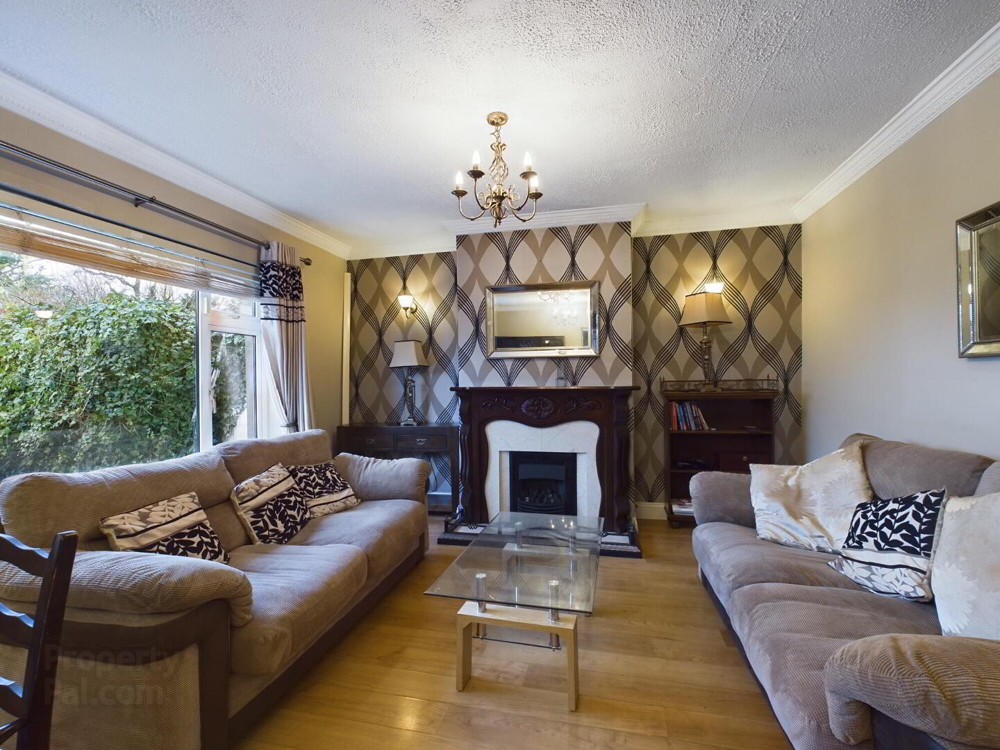 99 Grange Heights 5 of 26