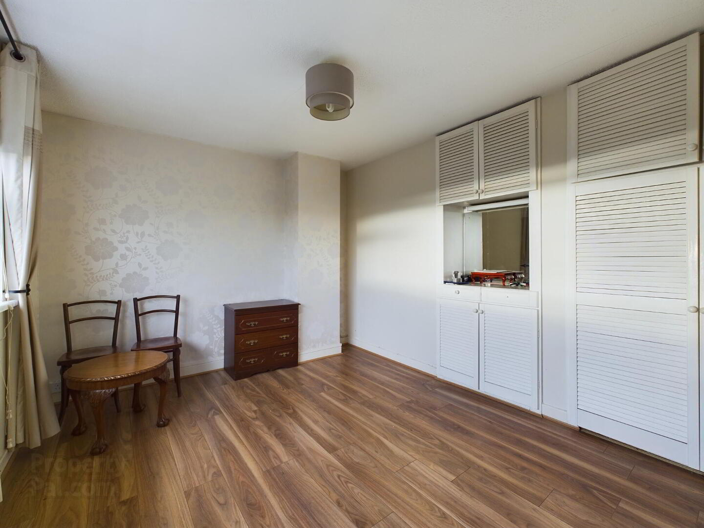 99 Grange Heights 15 of 26