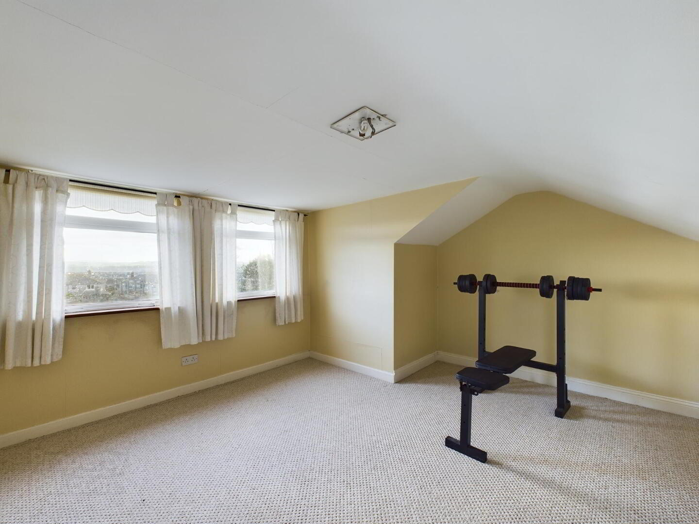 99 Grange Heights 20 of 26