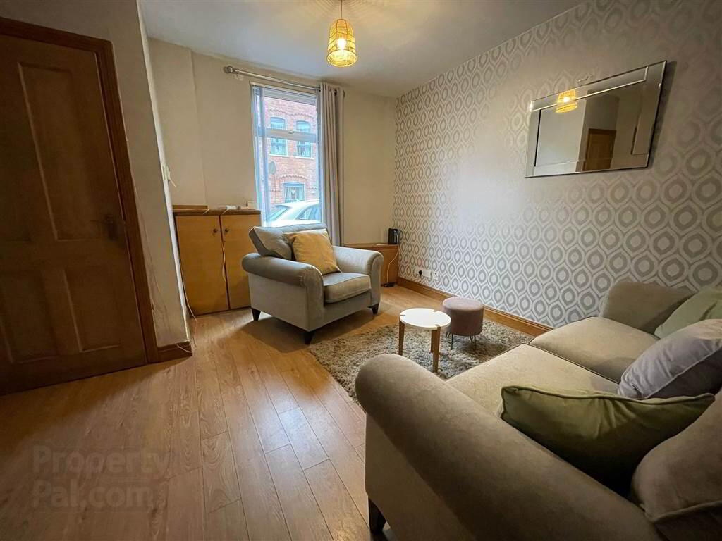 71 Hawthorn Street 4 of 19