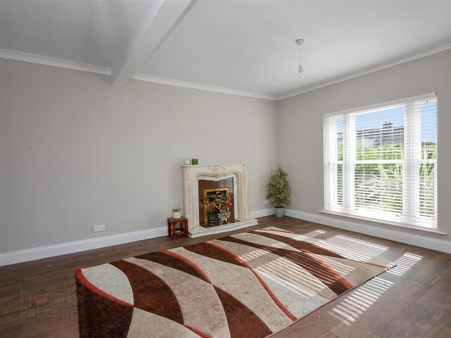 6 Thorndale Road North 7 of 22