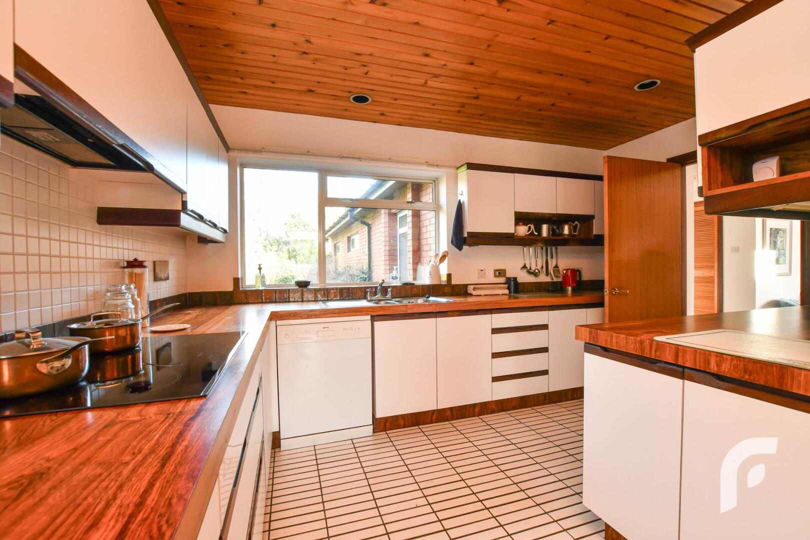 93 Jordanstown Road 16 of 45