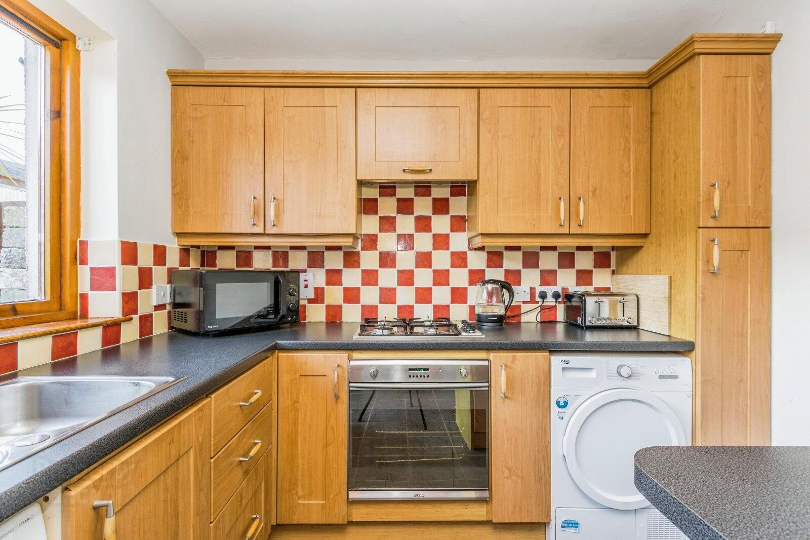 18 Shaftesbury Road 11 of 20