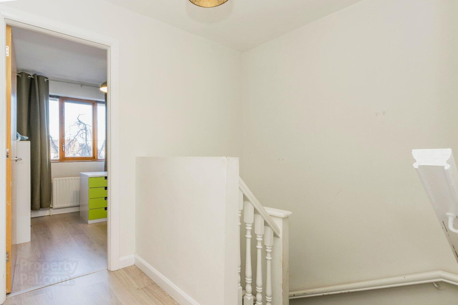 18 Shaftesbury Road 12 of 20