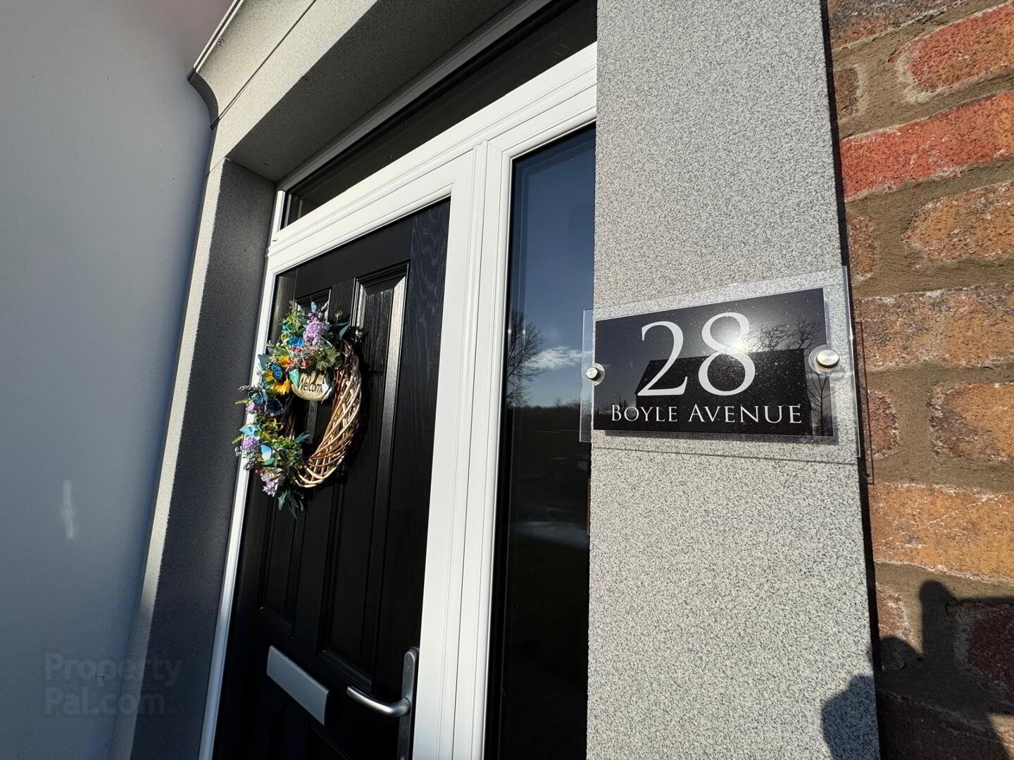 28 Boyle Avenue 5 of 29
