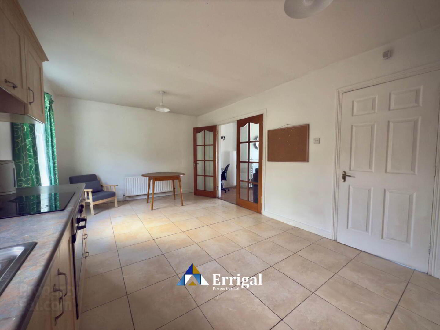 46 Solomons Court 5 of 15
