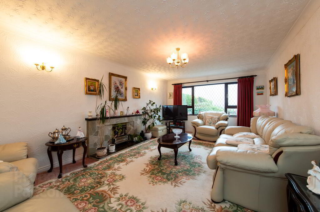 76 Upper Road 6 of 29