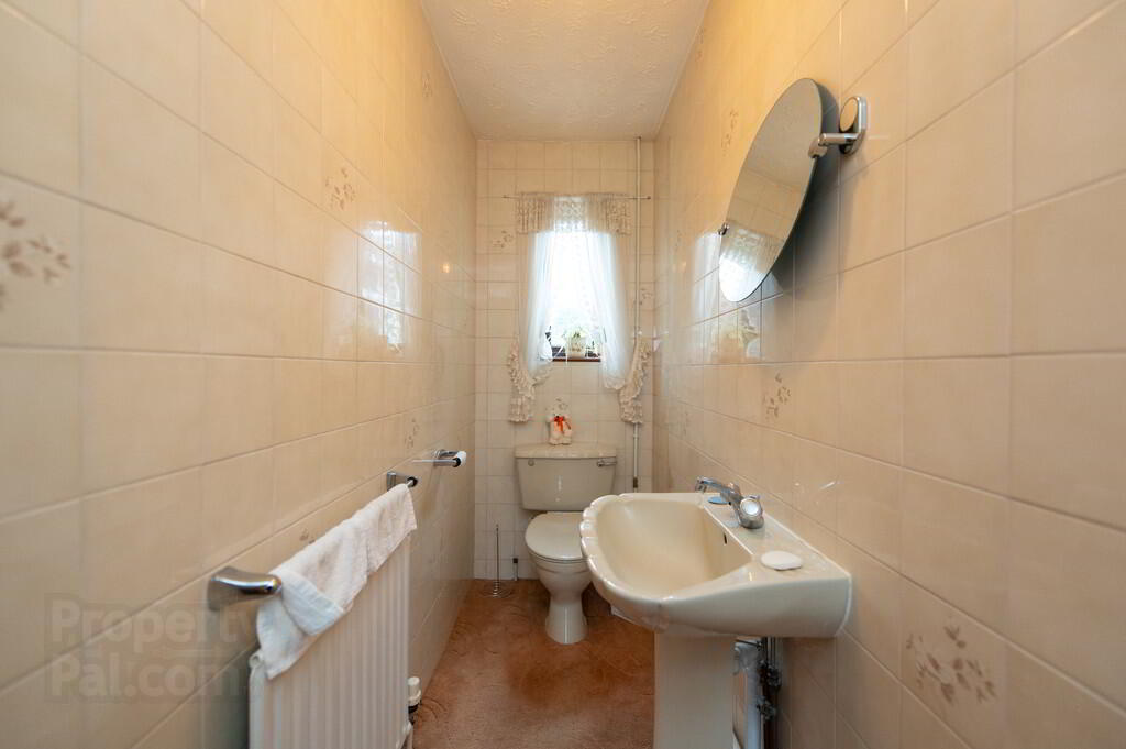 76 Upper Road 15 of 29