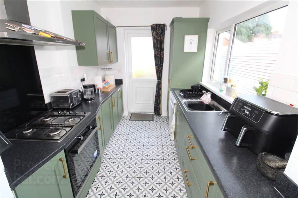 358 Castlereagh Road 6 of 14
