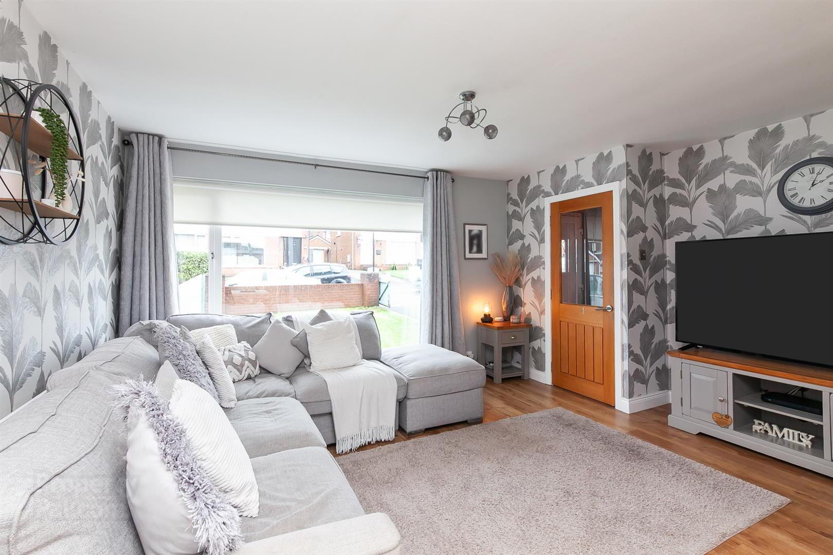 14 Ravelston Park 4 of 20