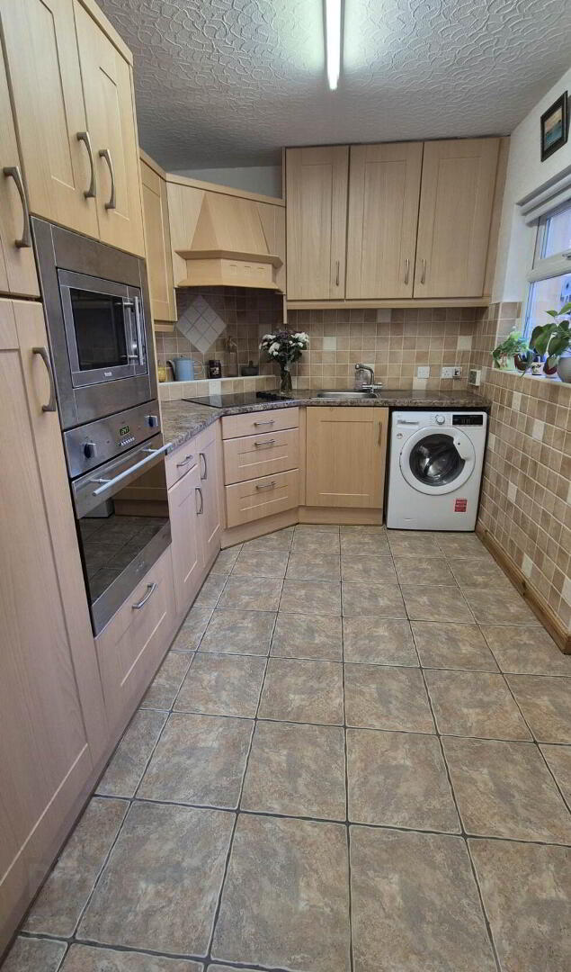 92 Ballyarnett Road 9 of 25