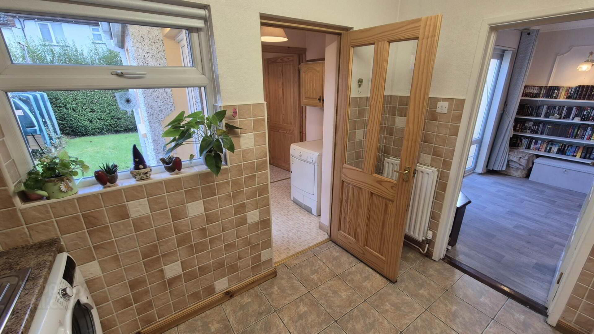 92 Ballyarnett Road 11 of 25