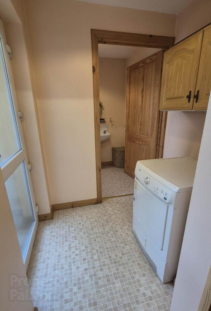 92 Ballyarnett Road 12 of 25